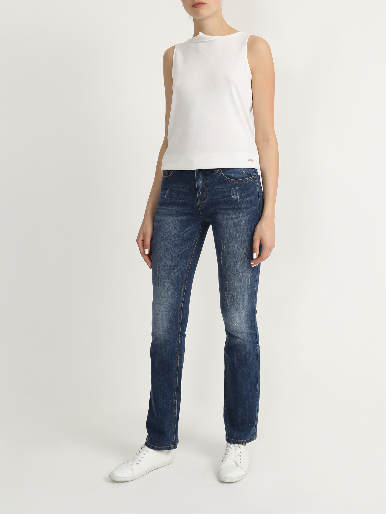 Расклешенные джинсы