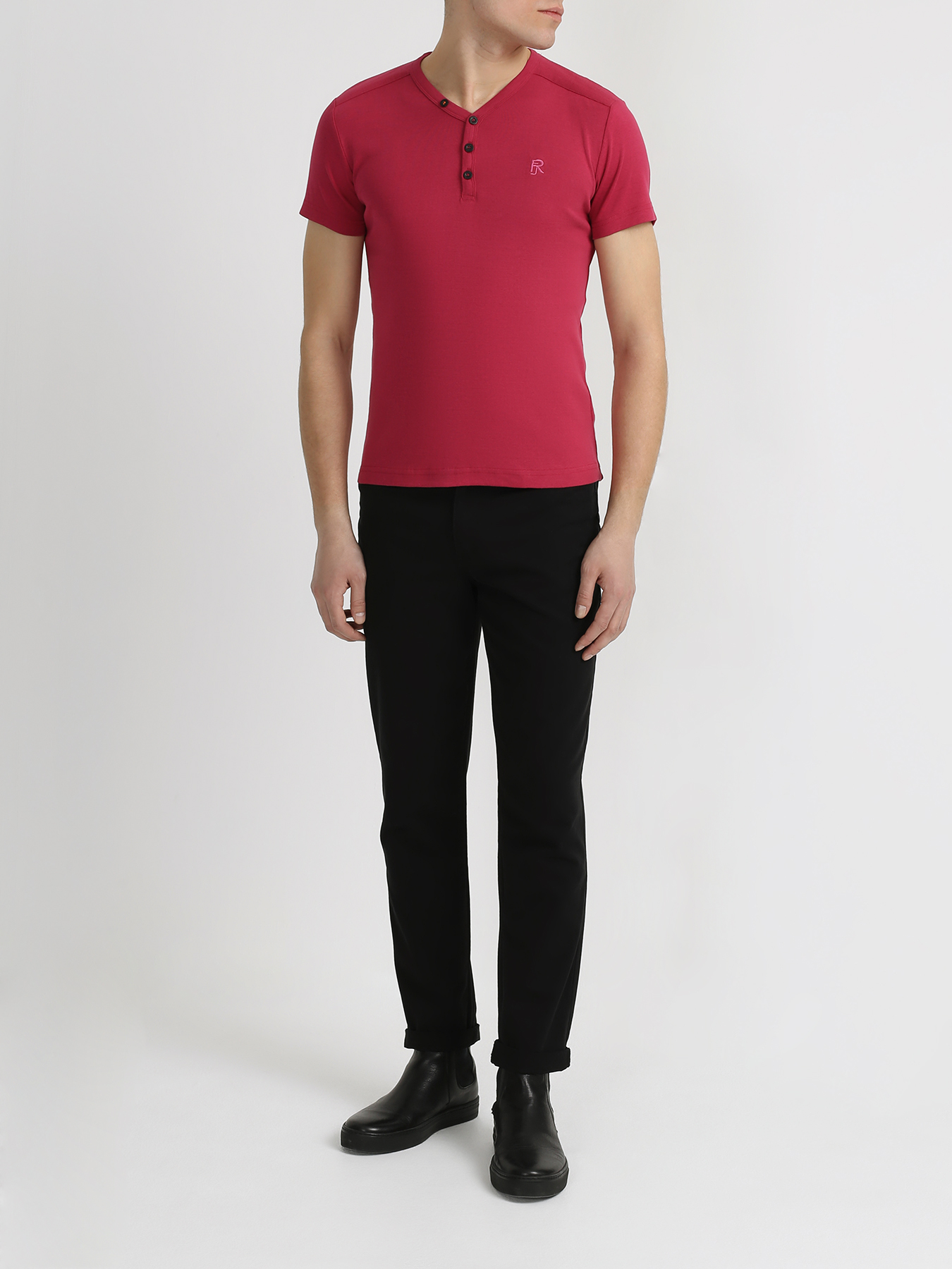 Футболка с пуговицами