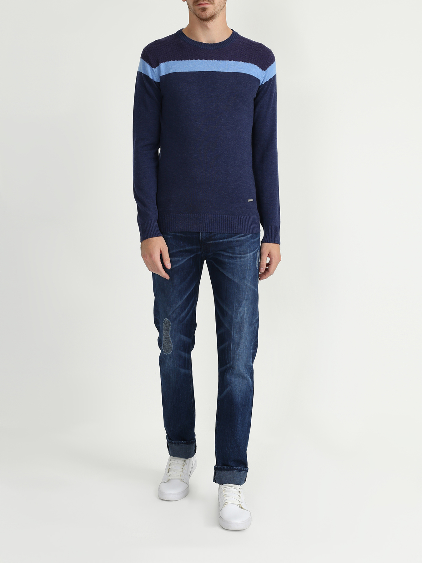 Зауженные джинсы