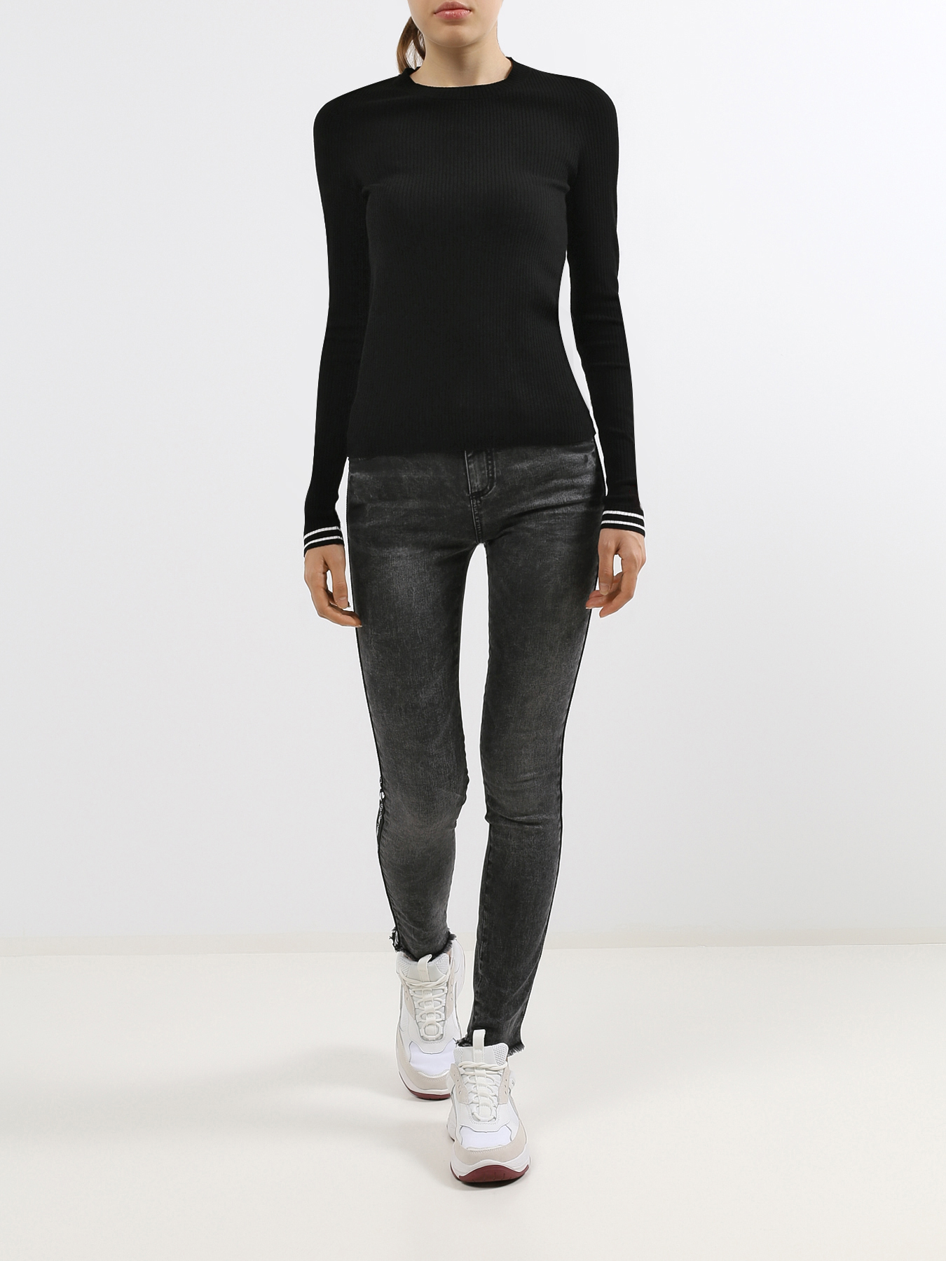 

Armani Exchange Узкие джинсы J01, Seryy, Узкие джинсы J01