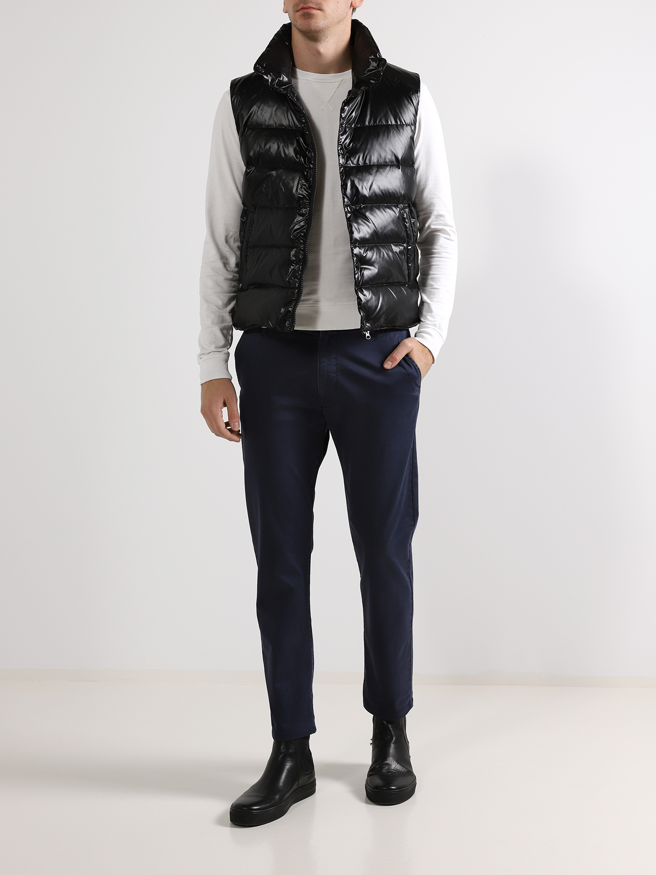 

Alessandro Manzoni Жилет из нейлона, Chernyy, Жилет из нейлона