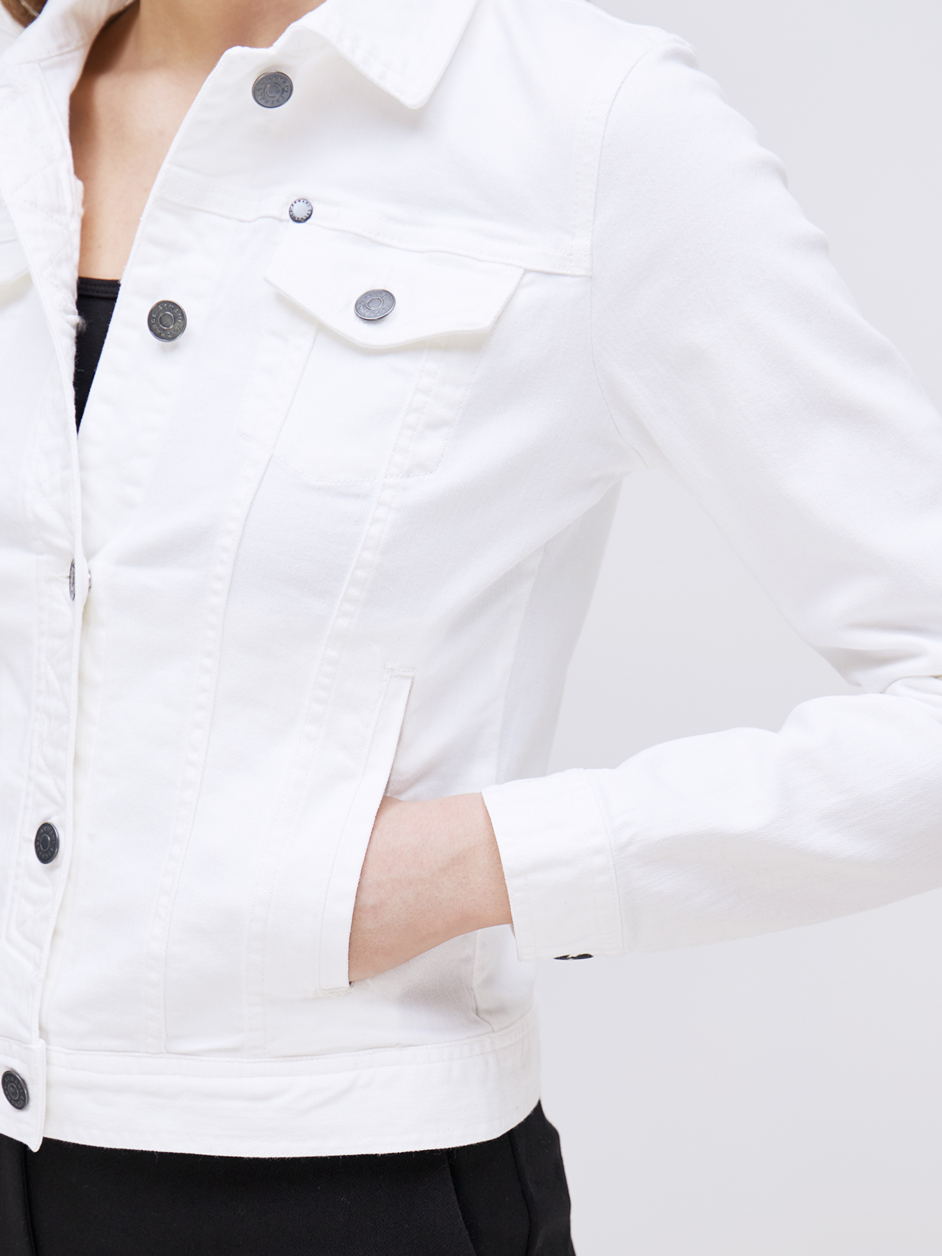 

Armani Exchange Джинсовая куртка, Belyy, Джинсовая куртка