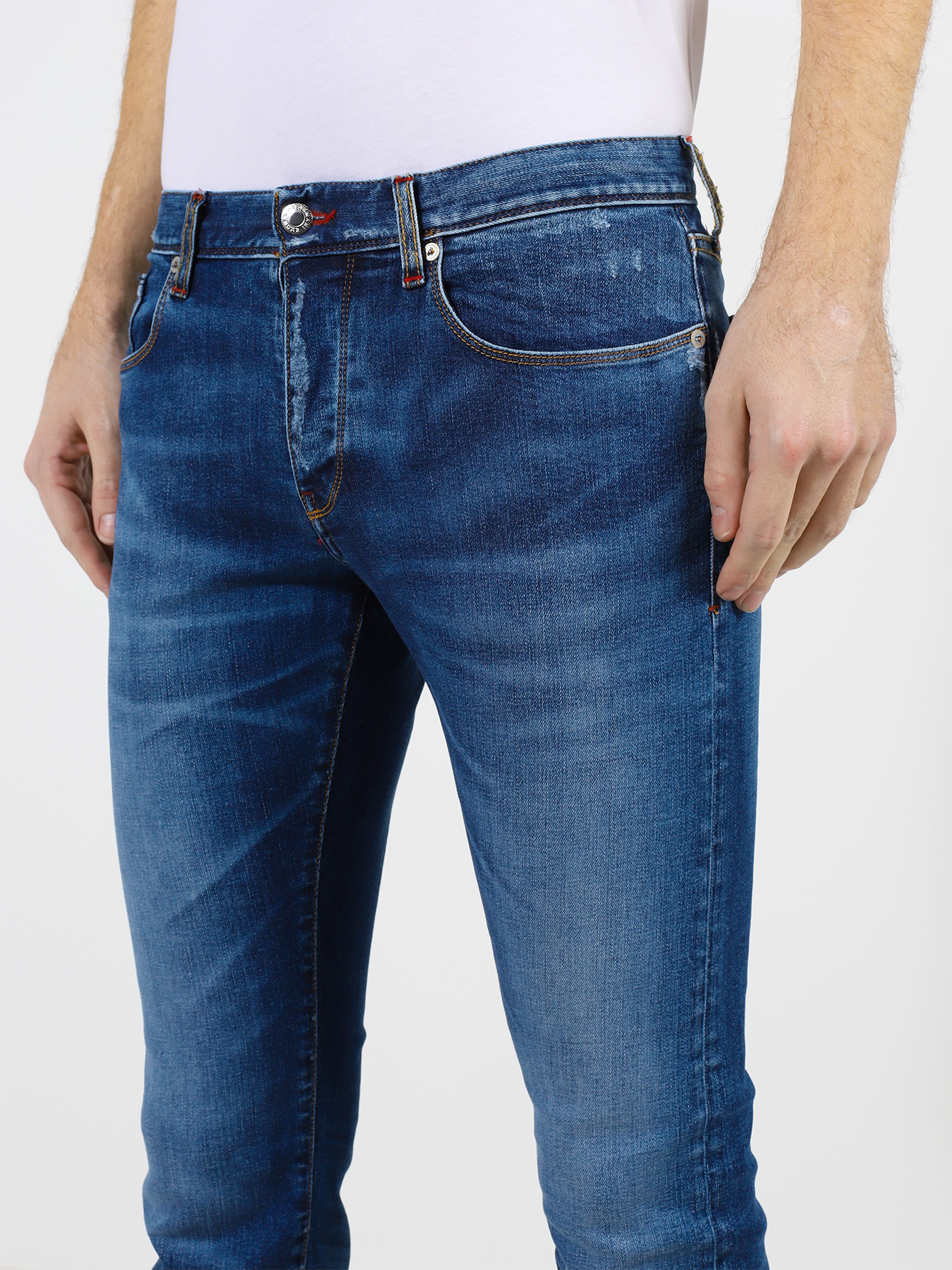 Armani Exchange Мужские джинсы J23 363202-014 Фото 3