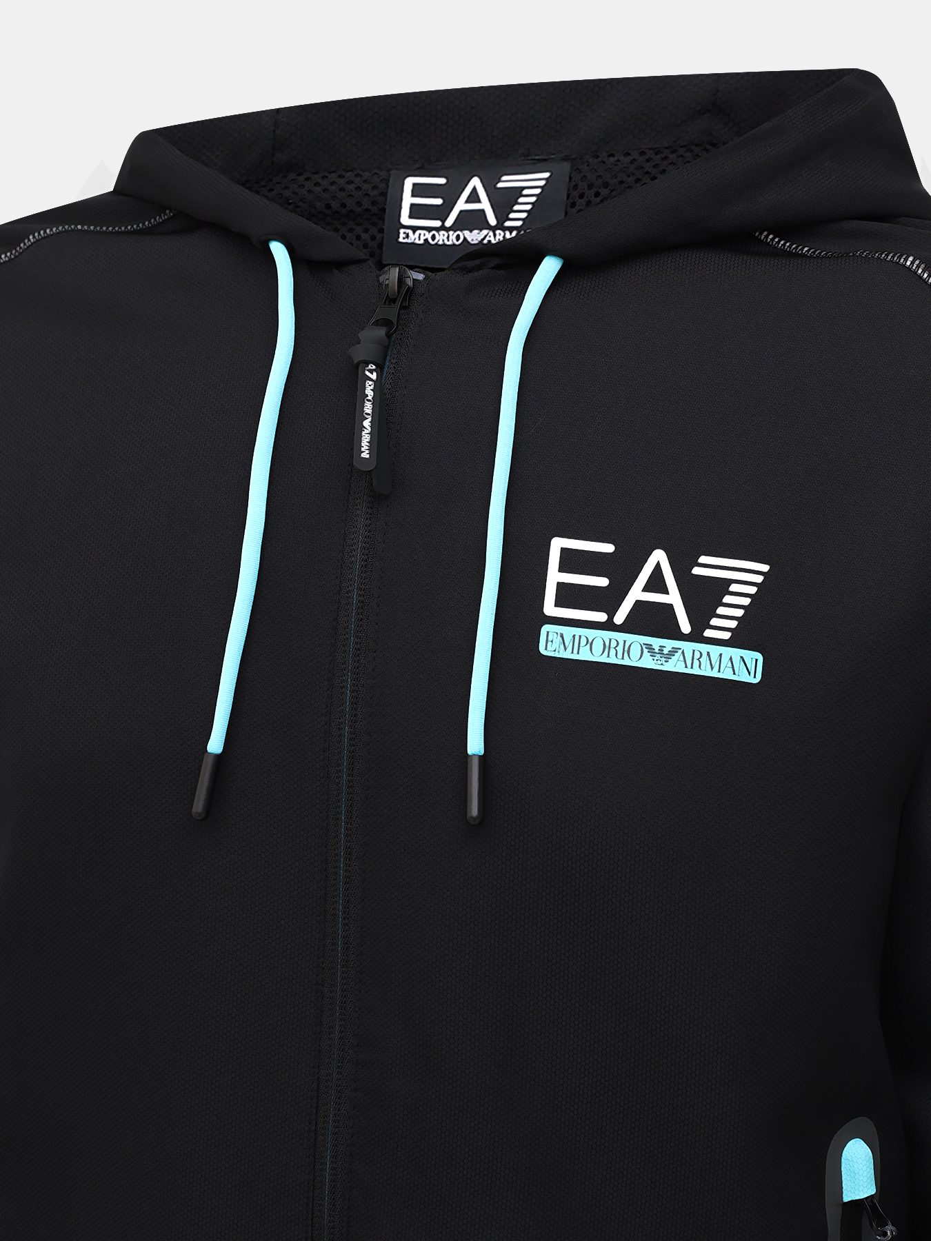 Спортивный костюм EA7 Emporio Armani. Цвет черный