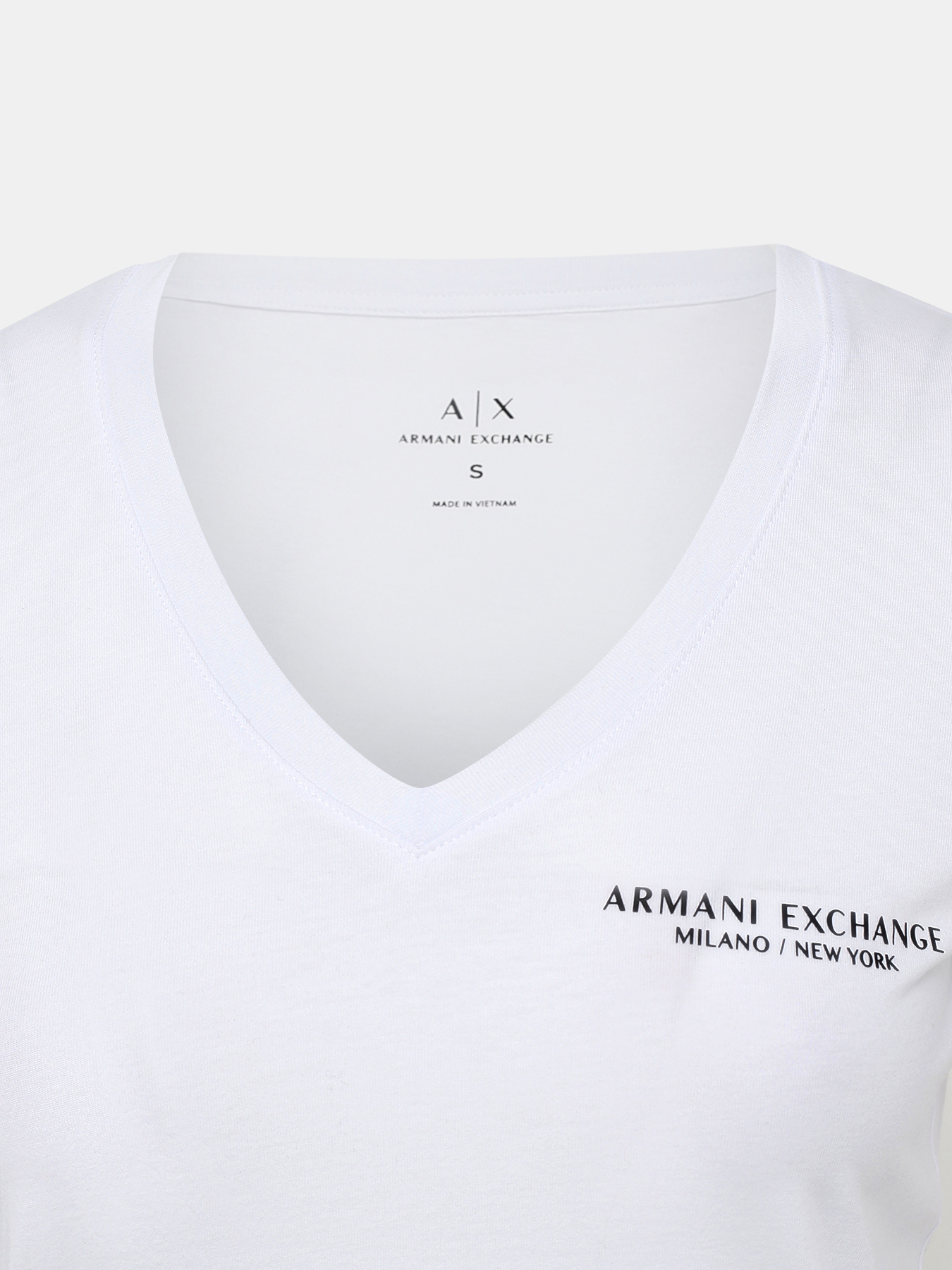 Armani exchange milano. Майка Армани эксчендж мужская. Armani Exchange Milano New York футболка. Armani Exchange футболка. Футболка с длинным рукавом Armani Exchange.